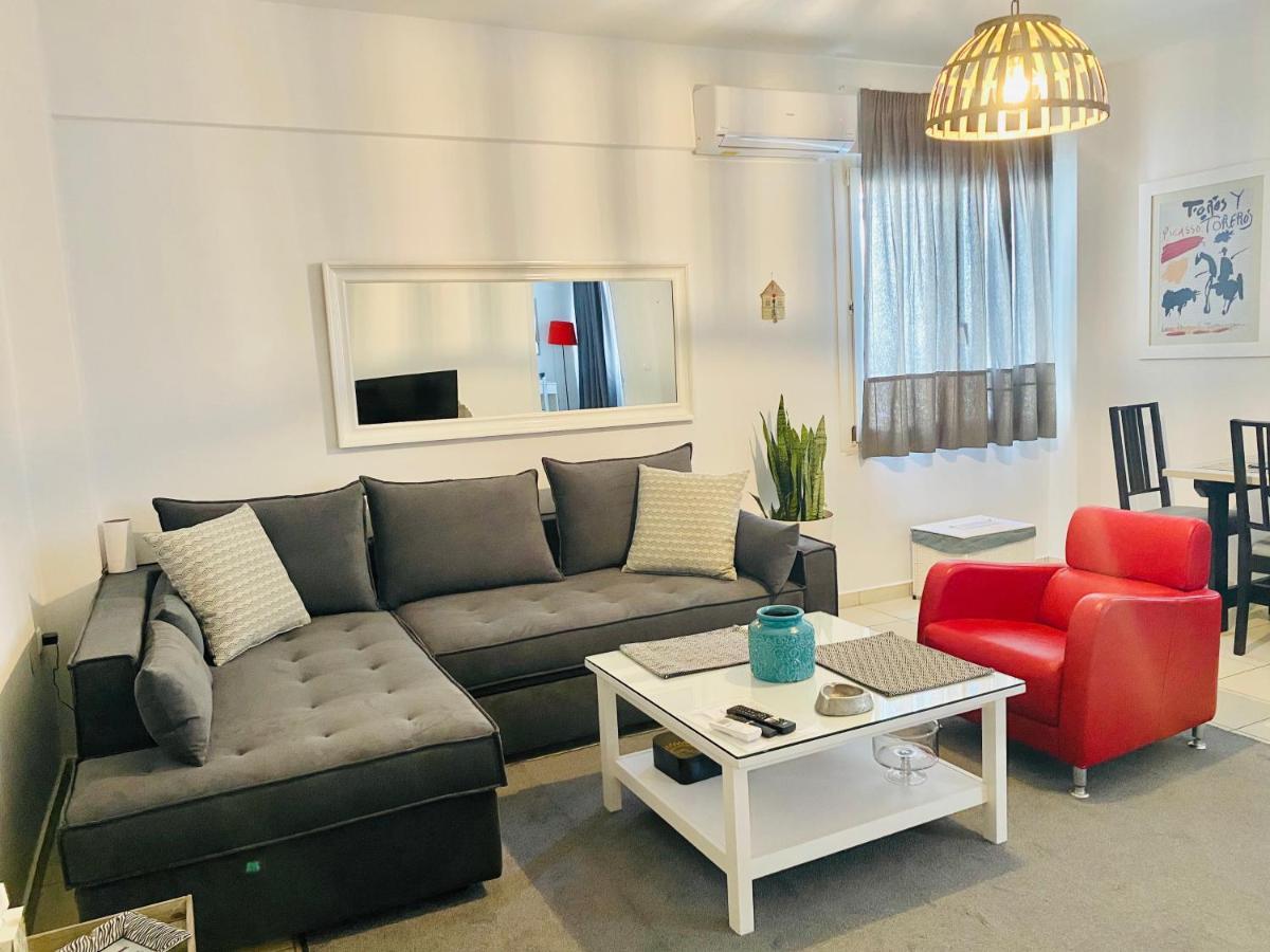 Gianna'S Apartment Central Aigio Cozy And Shining エクステリア 写真