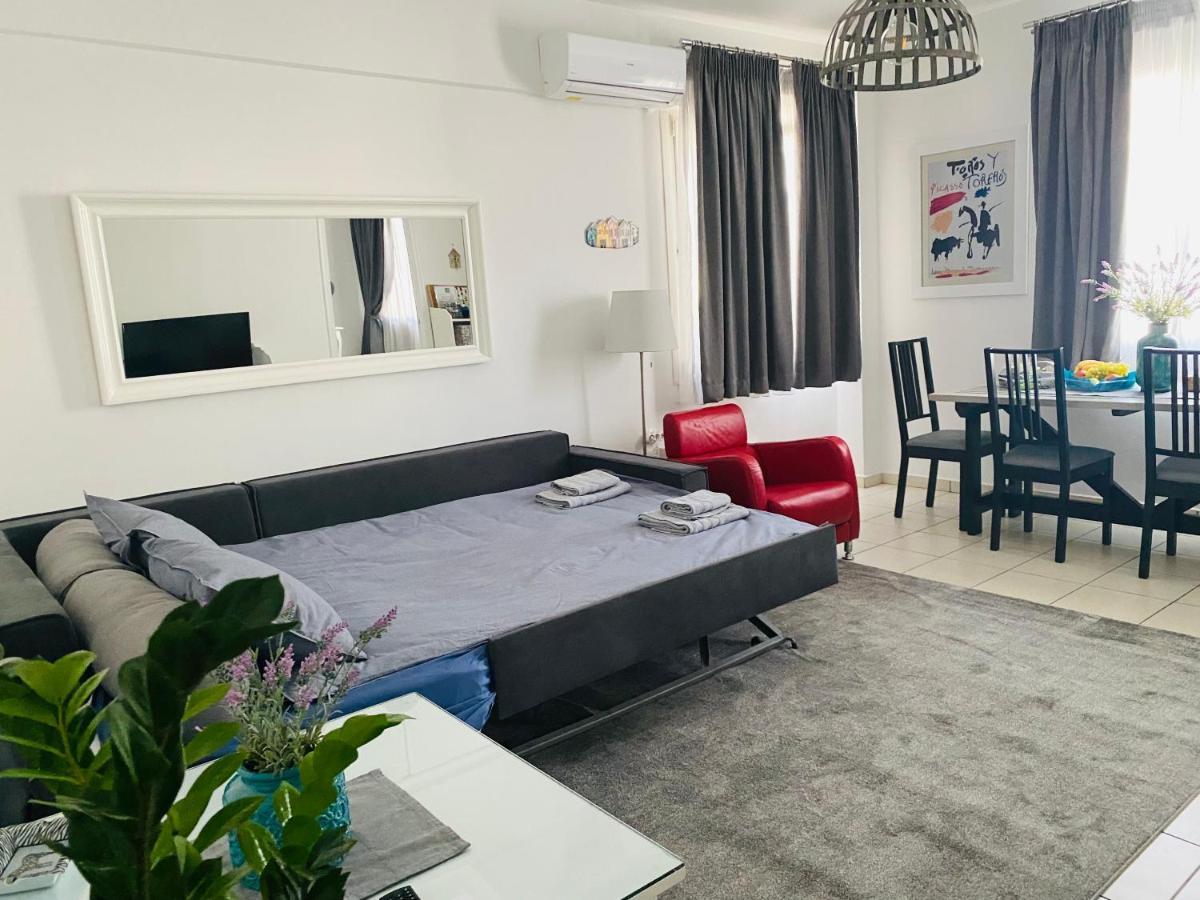 Gianna'S Apartment Central Aigio Cozy And Shining エクステリア 写真
