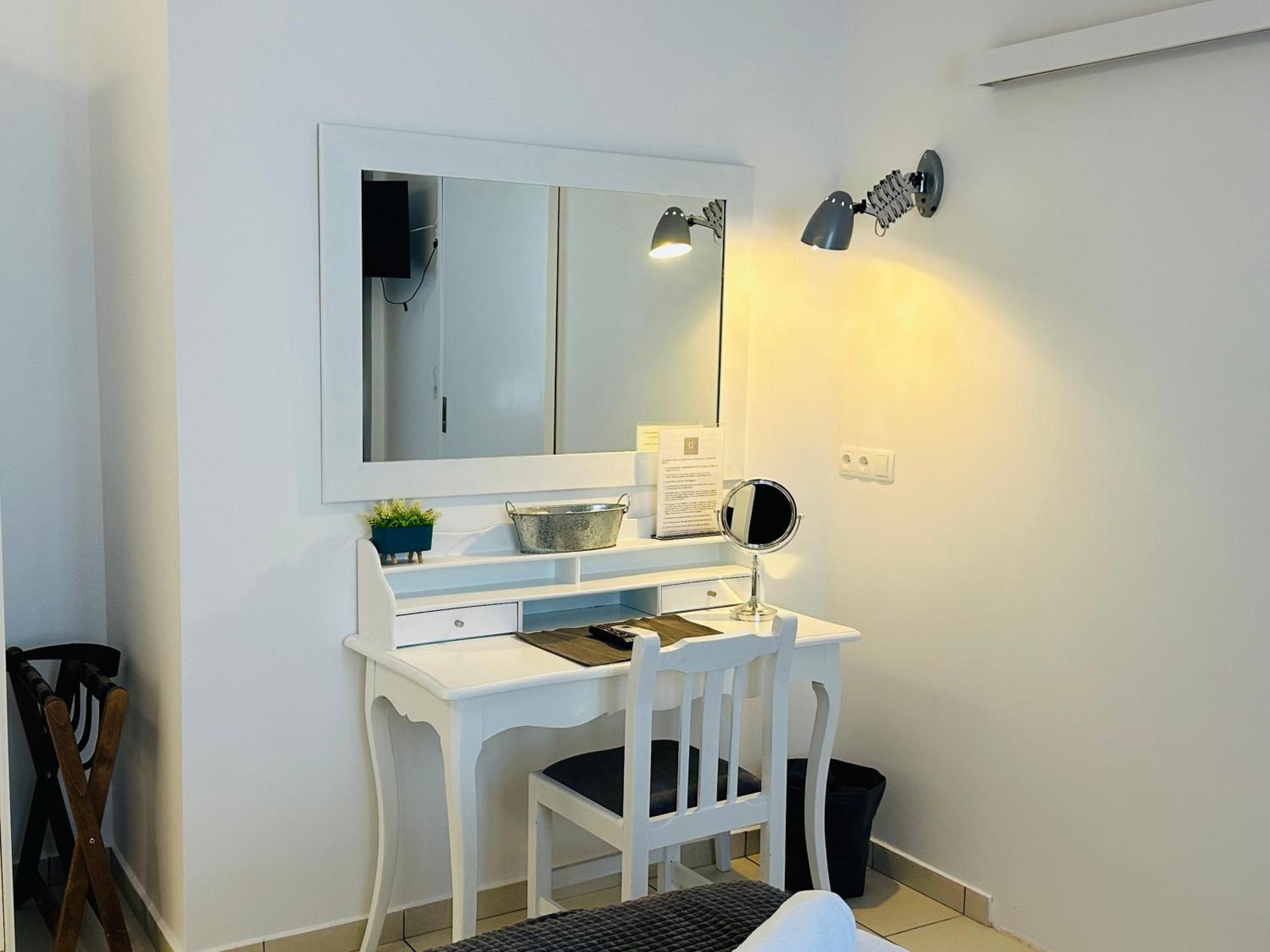 Gianna'S Apartment Central Aigio Cozy And Shining エクステリア 写真